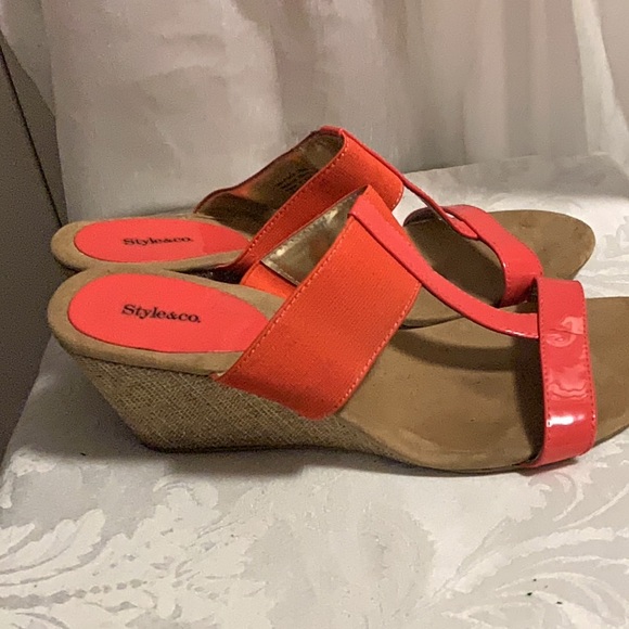 Coral Wedge sandals with Cork Sole Size 9 - Picture 2 of 4